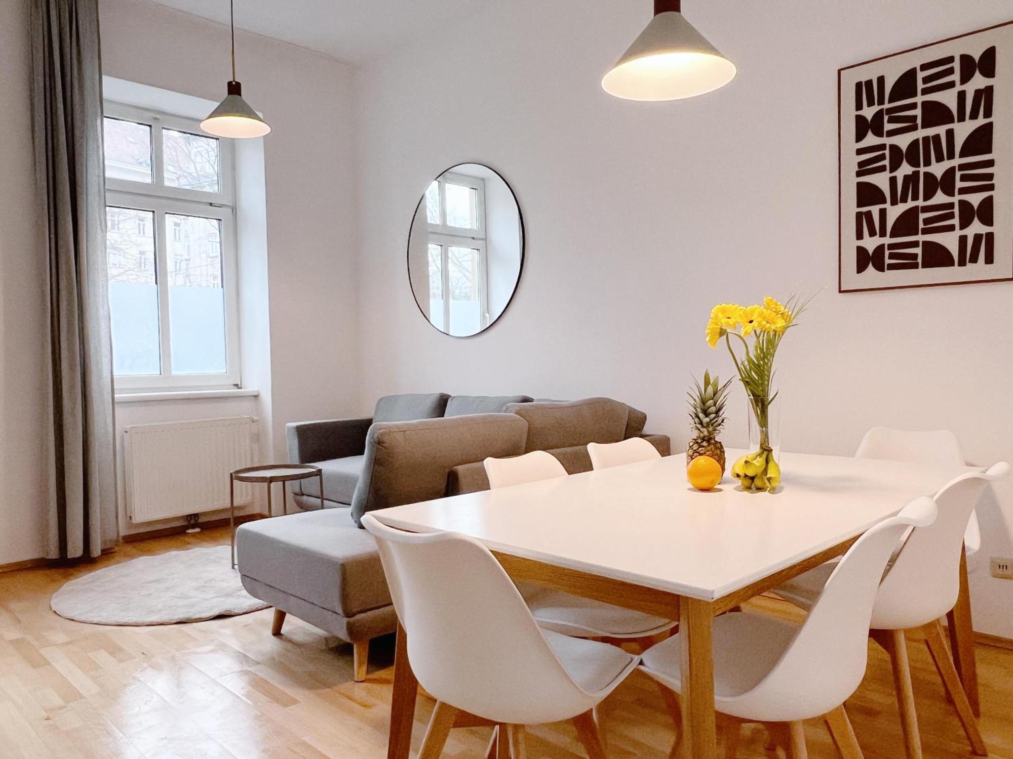 Appartement Family & Friends At Stadthalle Wenen